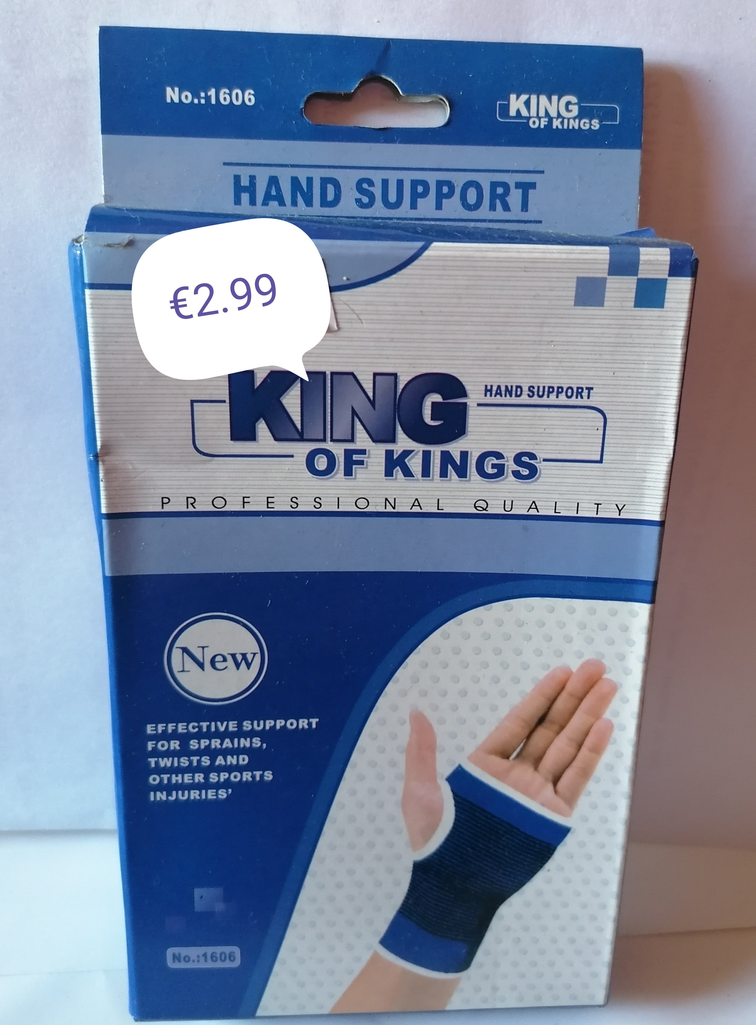 hand support bandage.