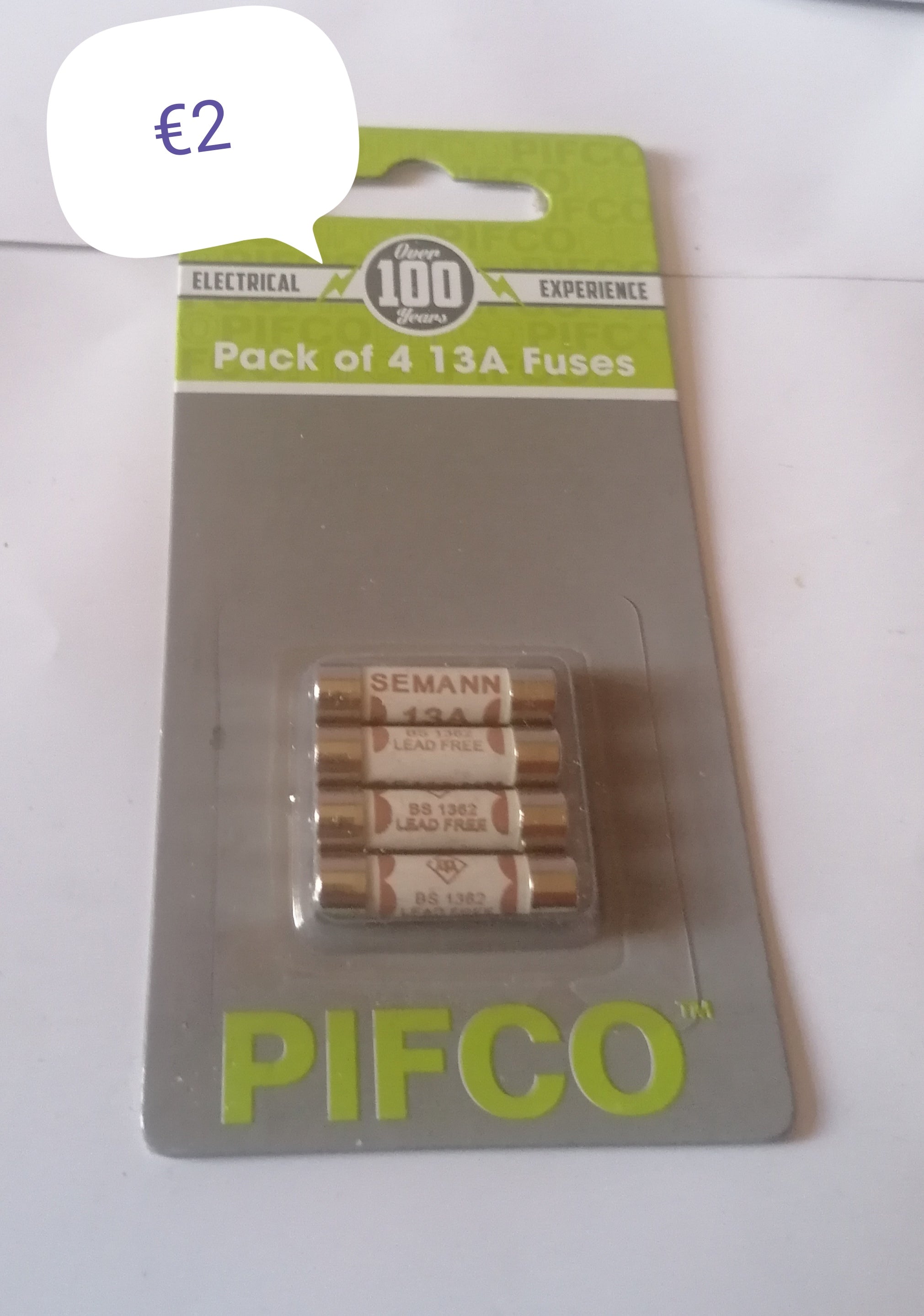 13 amp electrical plug fuses.