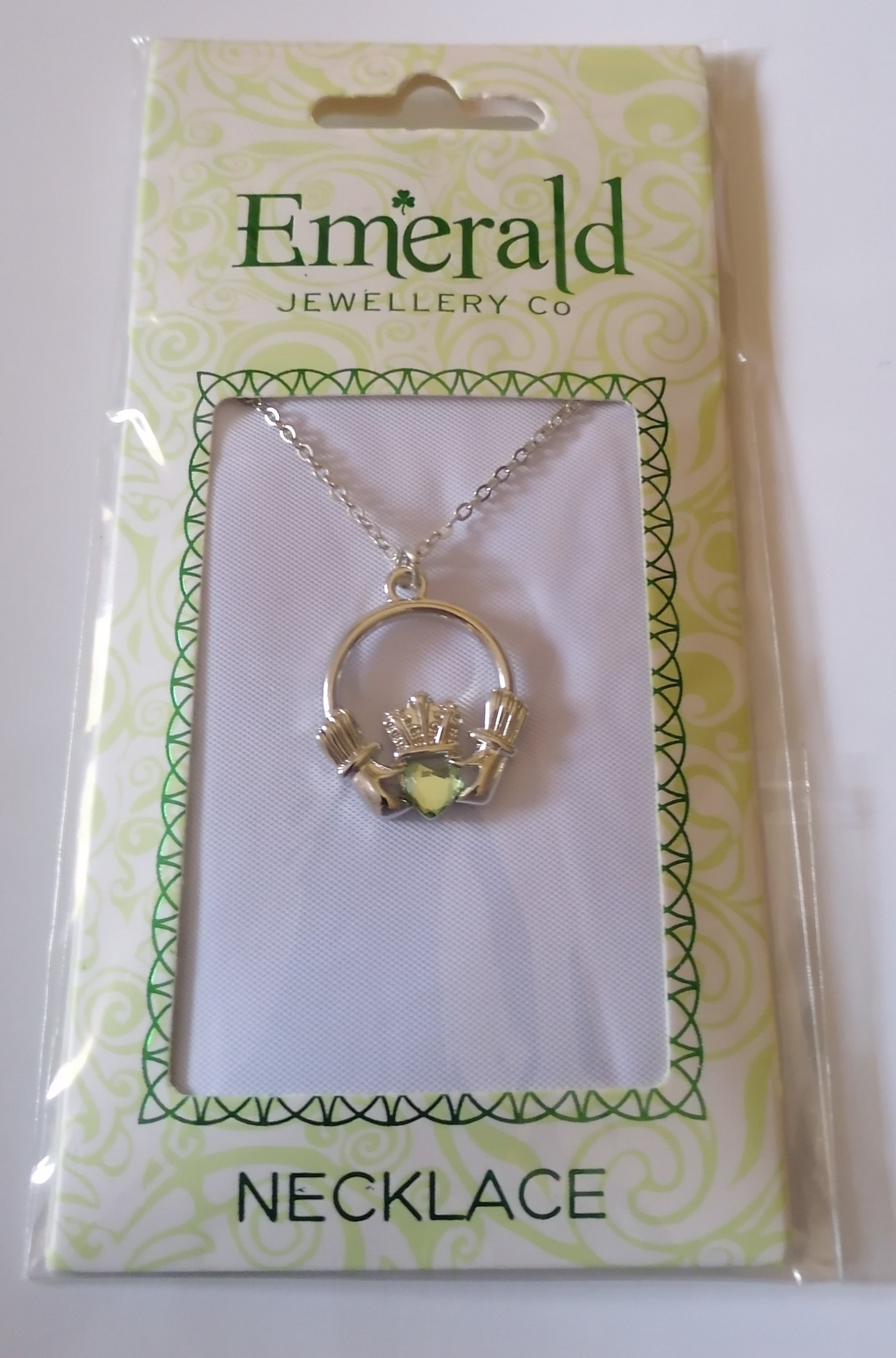 irish claddagh necklace