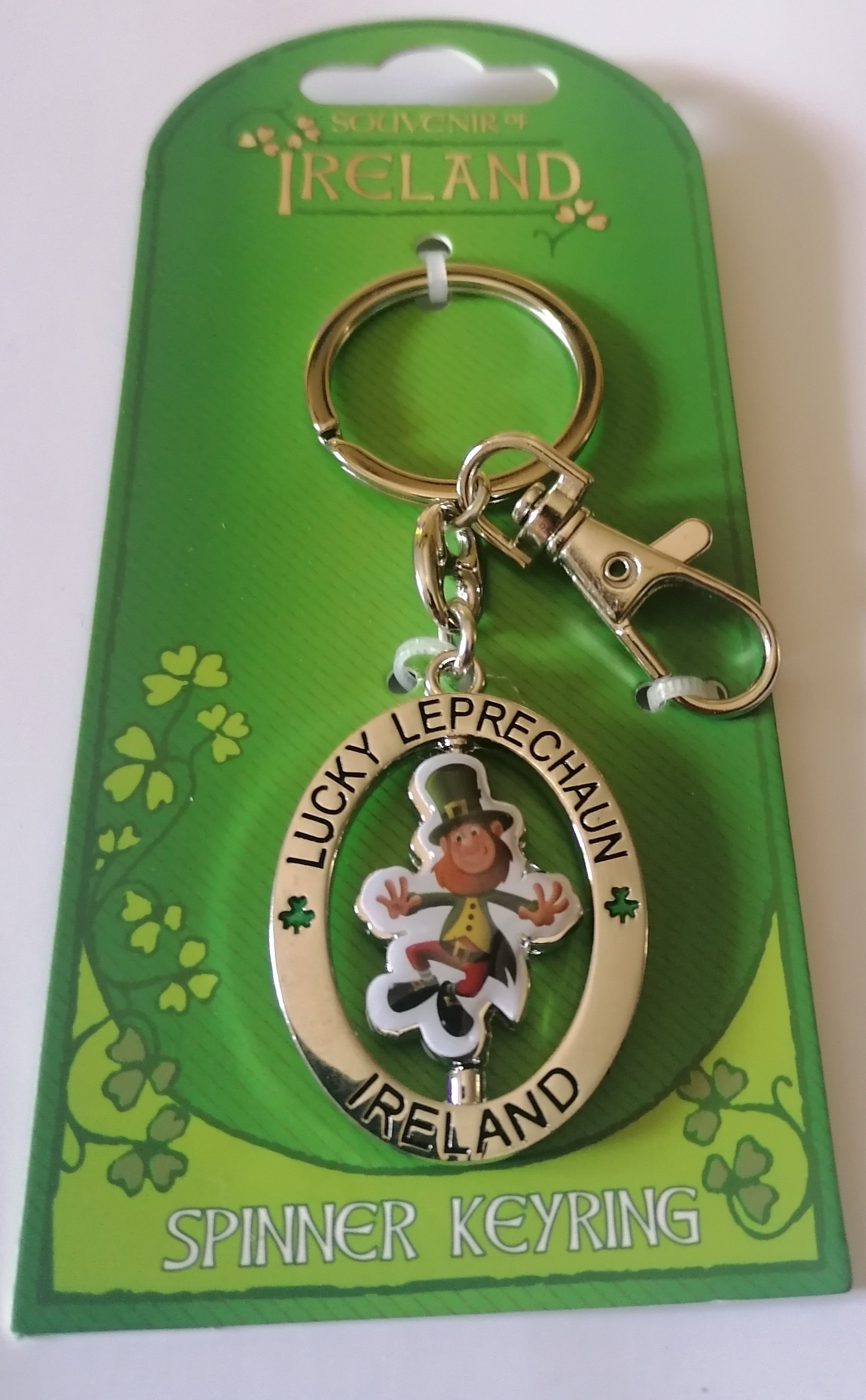 lucky irish leprechaun keyring