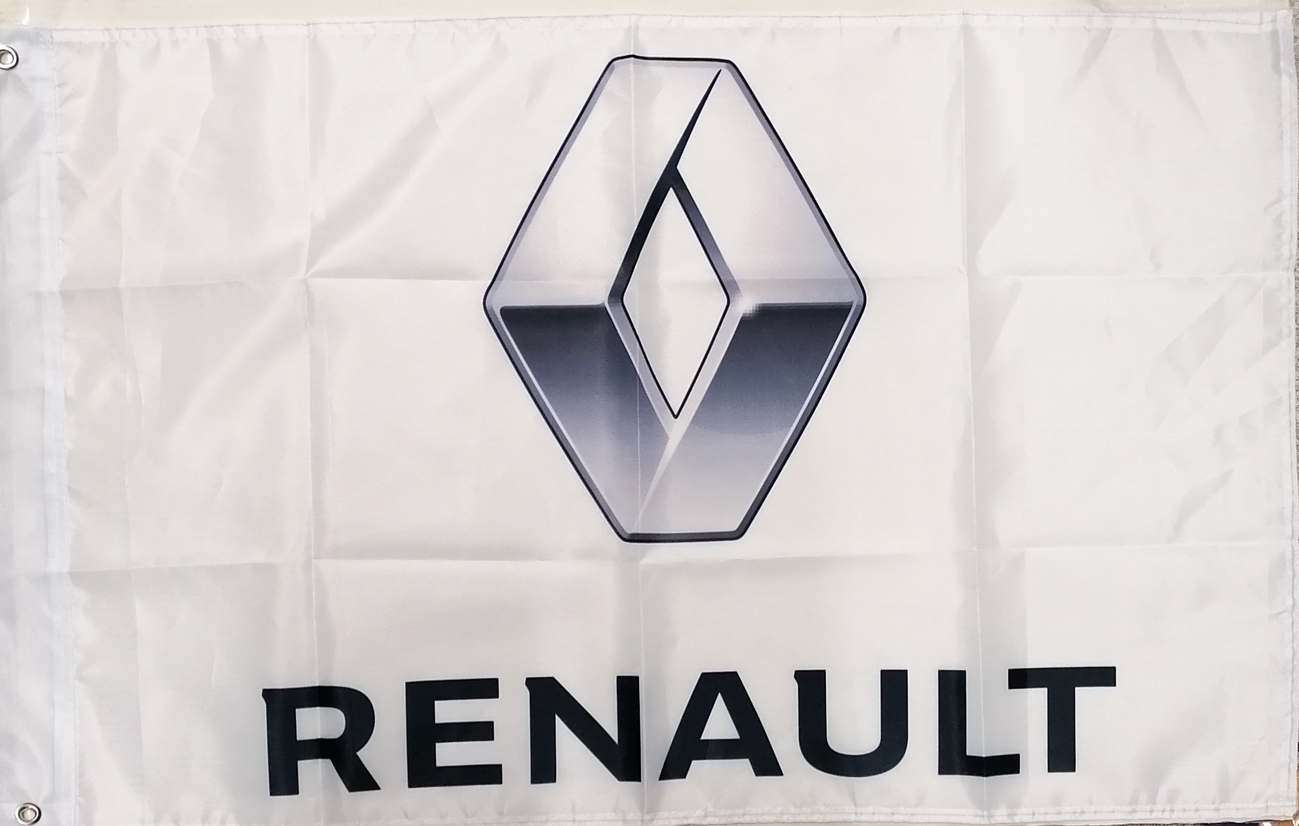 renault logo flag