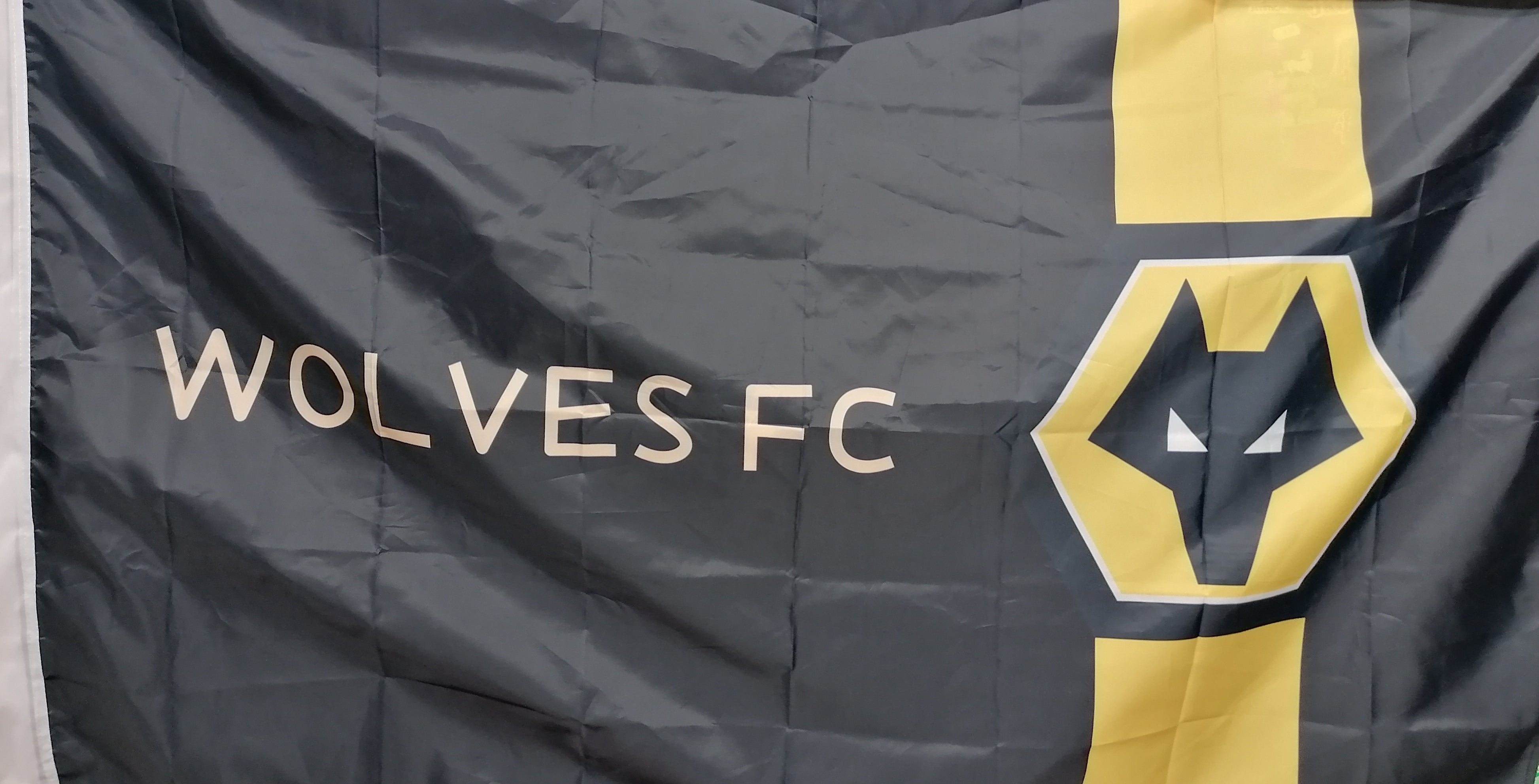 Wolves Football Flag 5ft x 3ft. – Price Busters Ballina